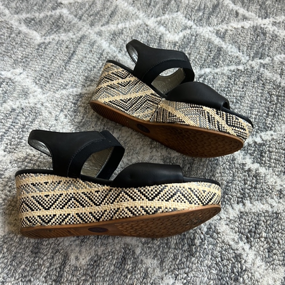 Me Too  SUMMER PLATFORM sandals